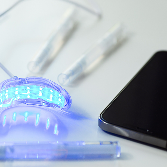 Teeth whitening kit